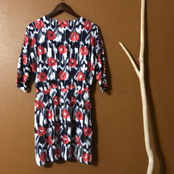 Trina Turk Penngrove Split Sleeve Dress - Picture 4 of 7